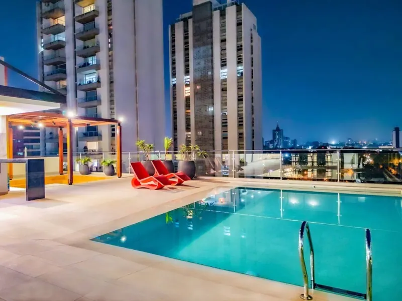Departamento amoblado de 2 dormitorios en venta en Equipetrol: foto 7 de 12