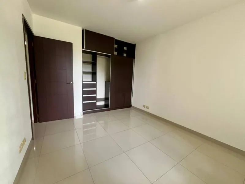 Departamento en venta en la Zona Sur, edificio Torre Meridian: foto 21 de 28