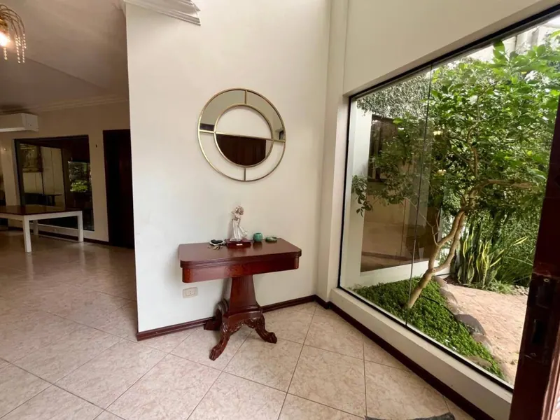 Casa de 2 plantas en venta en la Zona Oeste, 2do anillo: foto 3 de 25