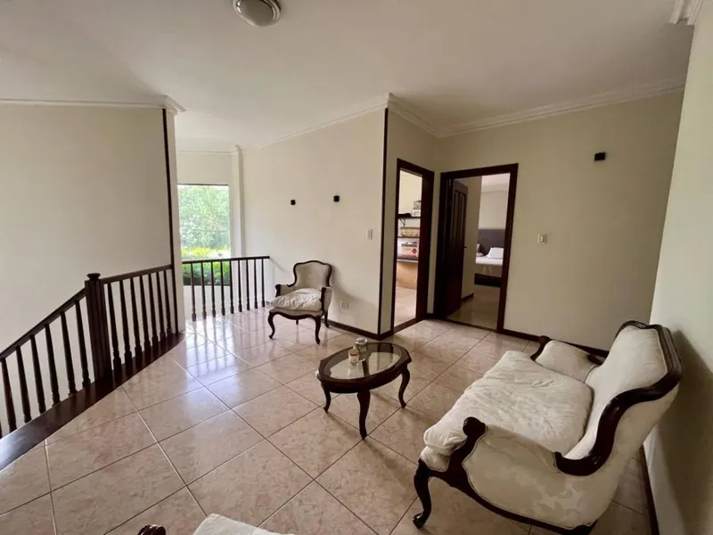 Casa de 2 plantas en venta en la Zona Oeste, 2do anillo: foto 13 de 25