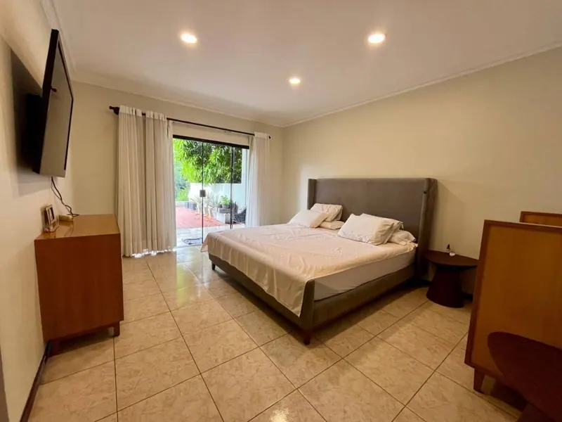 Casa de 2 plantas en venta en la Zona Oeste, 2do anillo: foto 18 de 25