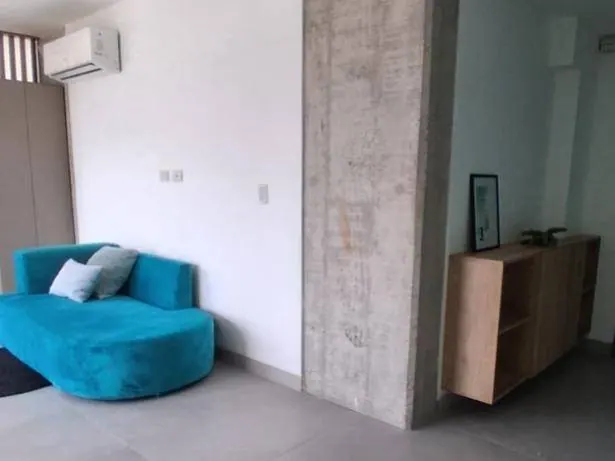Monoambiente amoblado en venta en la Zona Norte, sobre Av. Banzer: foto 2 de 19