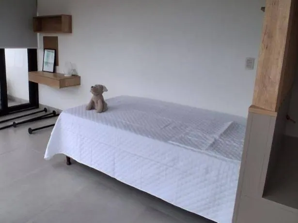 Monoambiente amoblado en venta en la Zona Norte, sobre Av. Banzer: foto 3 de 19