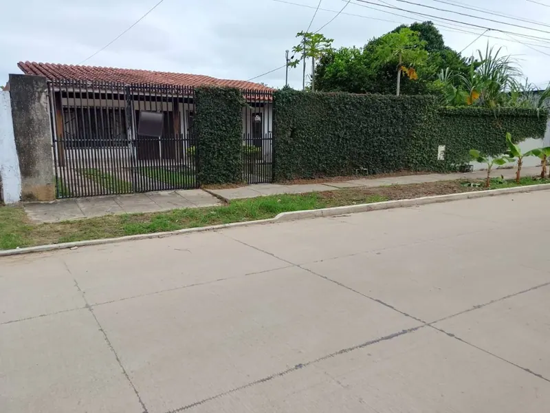 Casa en venta en la Zona Norte, 8vo anillo, terreno de 360 m²: foto 2 de 5