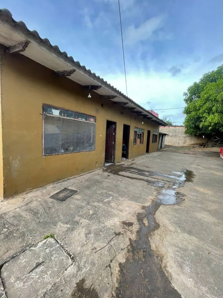 Casa en venta en la Zona Este, terreno de 360 m²: foto 1 de 6
