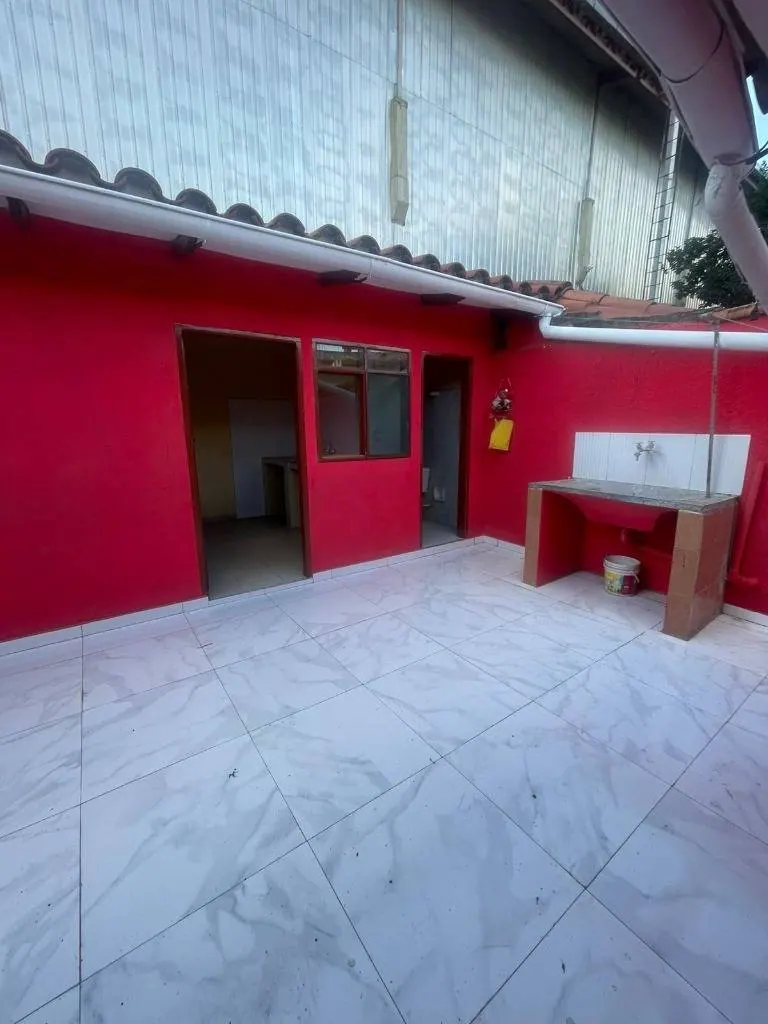 Casa comercial en venta en la Zona Este, sobre Carretera a Cotoca: foto 2 de 20