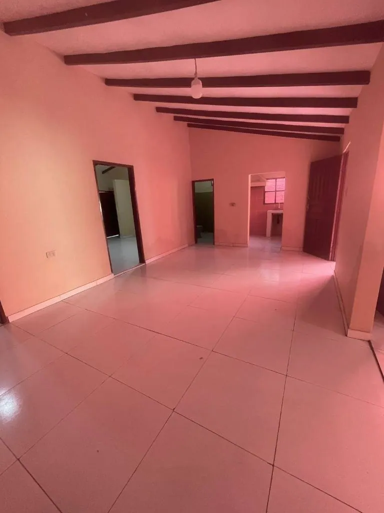 Casa comercial en venta en la Zona Este, sobre Carretera a Cotoca: foto 17 de 20