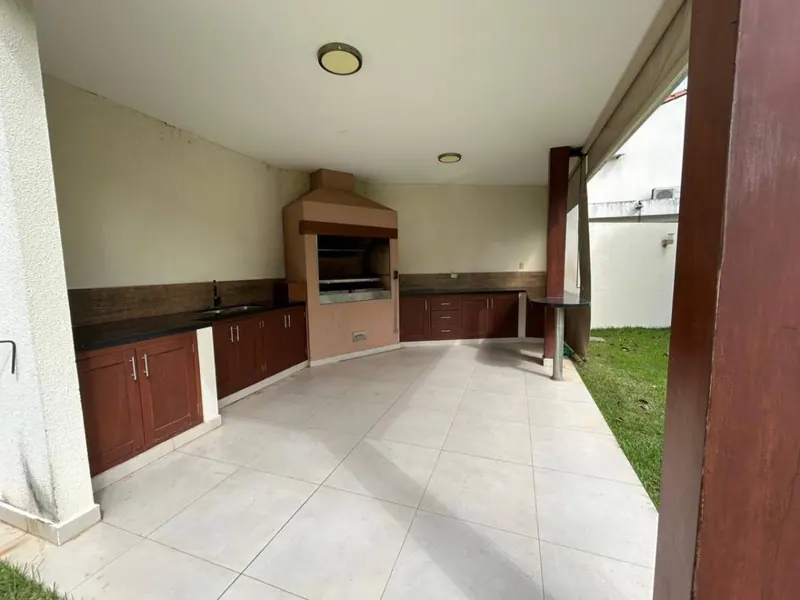 Casa de 5 dormitorios en venta en el condominio Villa Borghese: foto 3 de 44