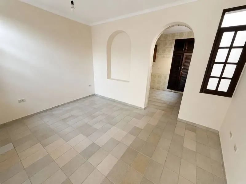 Casa con dos tiendas en venta en el Centro, Mercado Los Pozos: foto 3 de 13