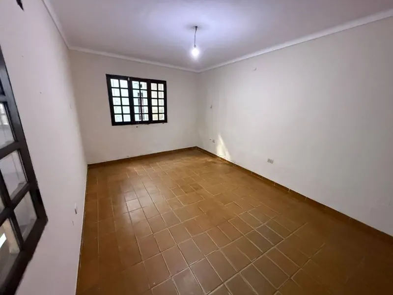 Casa con dos tiendas en venta en el Centro, Mercado Los Pozos: foto 5 de 13