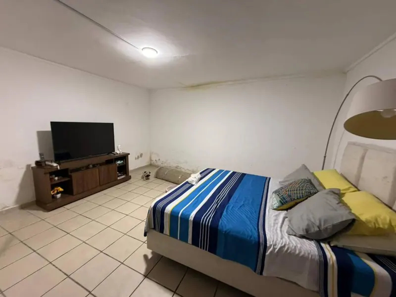 Casa en venta en la Zona Sur, sobre la avenida San Aurelio: foto 3 de 17