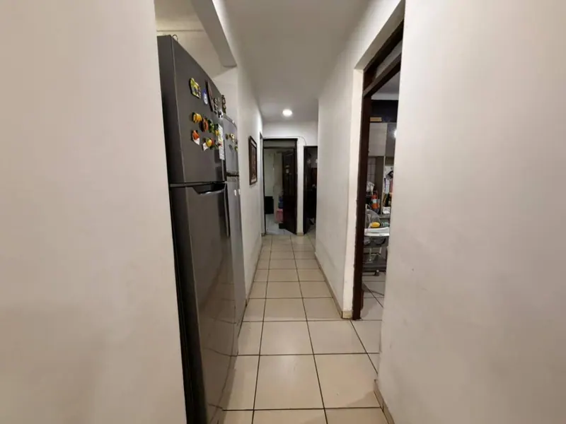 Casa en venta en la Zona Sur, sobre la avenida San Aurelio: foto 7 de 17