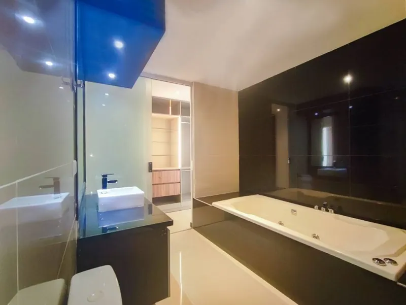 Departamento de 3 dormitorios en venta en el condominio Palm Beach: foto 7 de 11