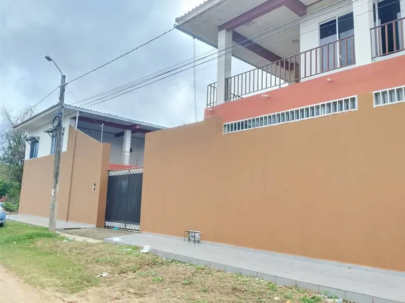 Casa comercial en esquina en venta en la Zona Nor Este: foto 3 de 14