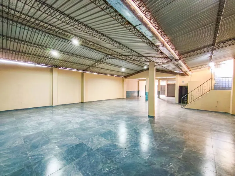 Edificio en venta en el Plan 3000, sobre la Transcontinental: foto 2 de 4