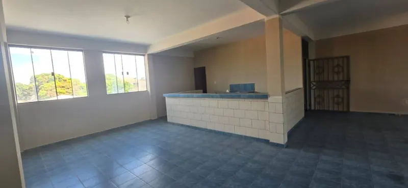 Edificio en venta en el Plan 3000, sobre la Transcontinental: foto 3 de 4