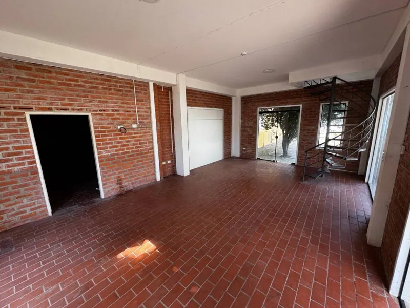 Warehouse with offices for sale in the North Zone, 8th ring: foto 9 de 17