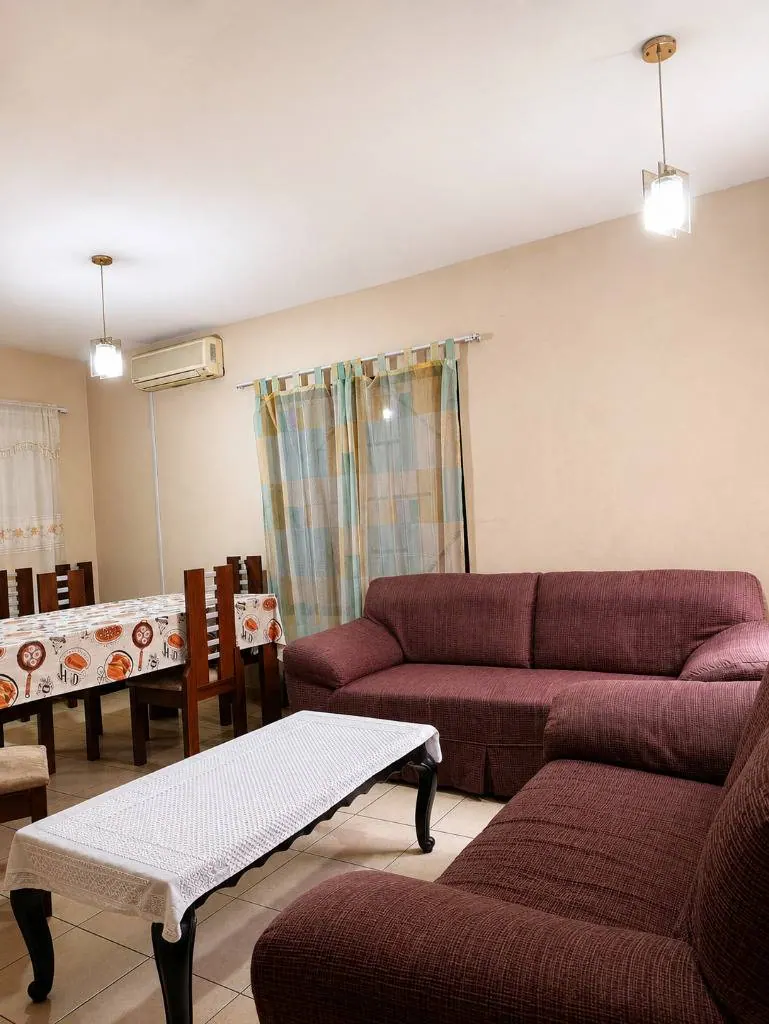 Casa con tienda comercial en venta en la Zona Sur: foto 2 de 12
