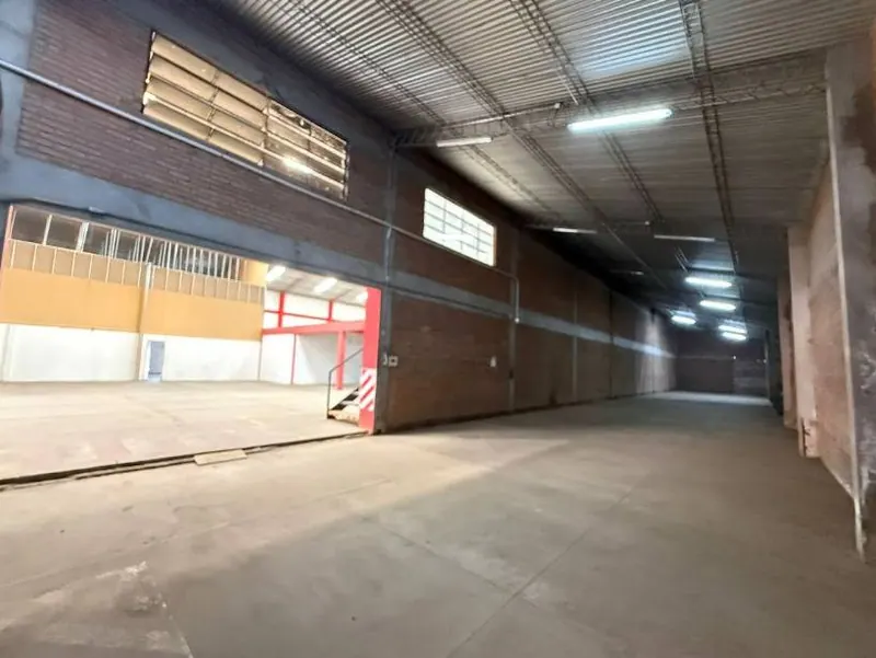 Warehouse with office for rent in the Parque Industrial: foto 12 de 22