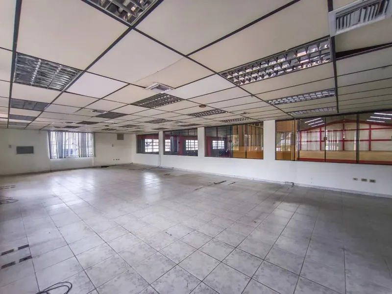 Warehouse with office for rent in the Parque Industrial: foto 18 de 22