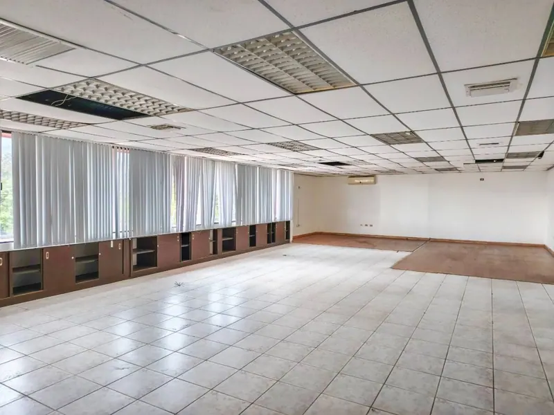Warehouse with office for rent in the Parque Industrial: foto 20 de 22