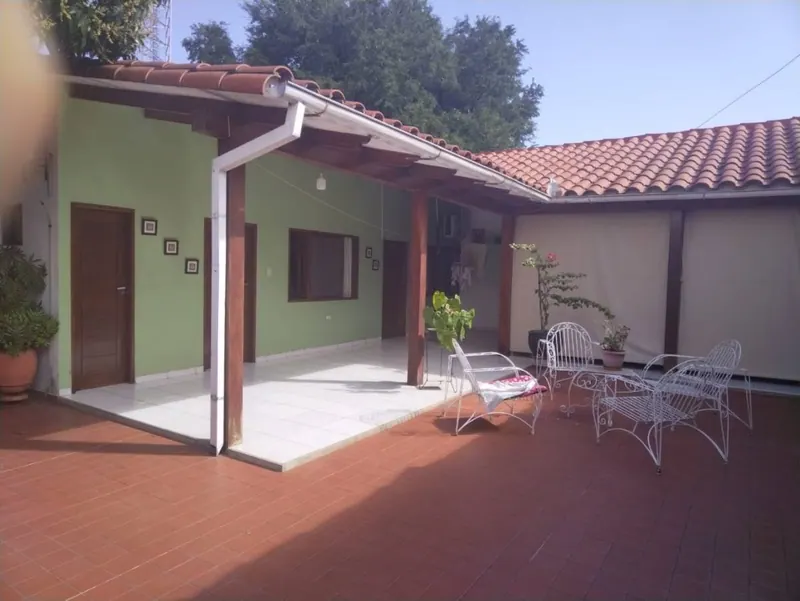 Casa de 5 dormitorios en venta en la Zona Este: foto 5 de 9