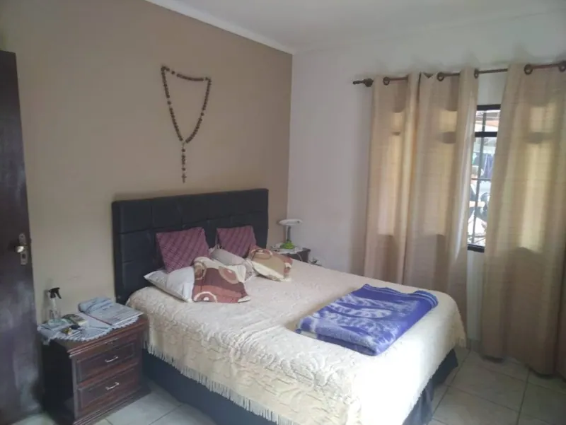 Casa de 5 dormitorios en venta en la Zona Este: foto 6 de 9
