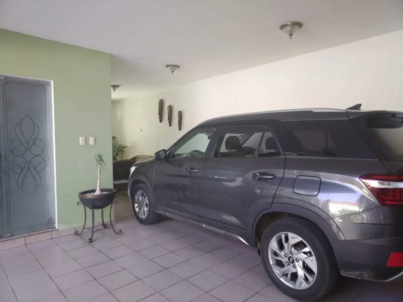 Casa de 5 dormitorios en venta en la Zona Este: foto 9 de 9