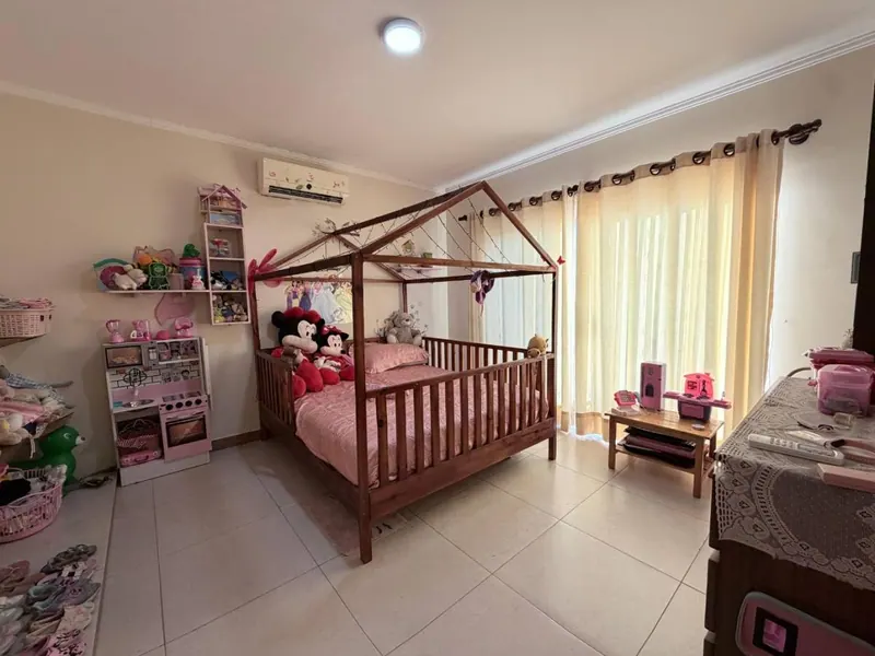 Casa en venta en Cotoca de 3 dormitorios y 310 m² construidos: foto 11 de 21