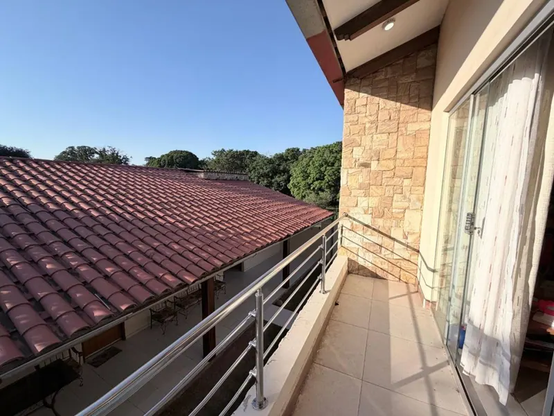 Casa en venta en Cotoca de 3 dormitorios y 310 m² construidos: foto 12 de 21