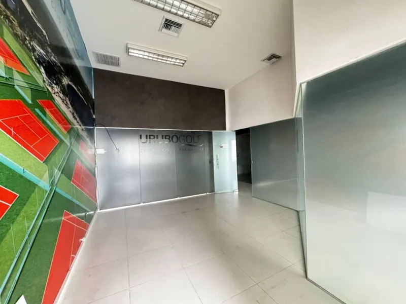 Local comercial en venta en el Open Mall del Urubó: foto 3 de 7