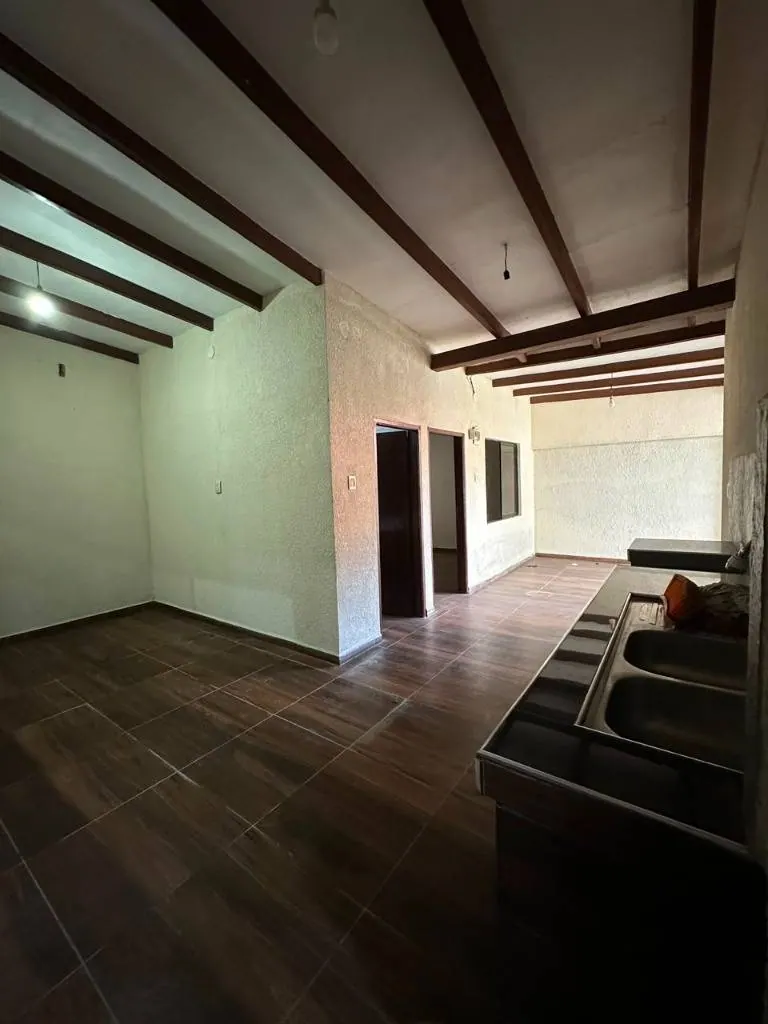 Casa comercial de 5 dormitorios en venta en la Zona Norte: foto 18 de 30