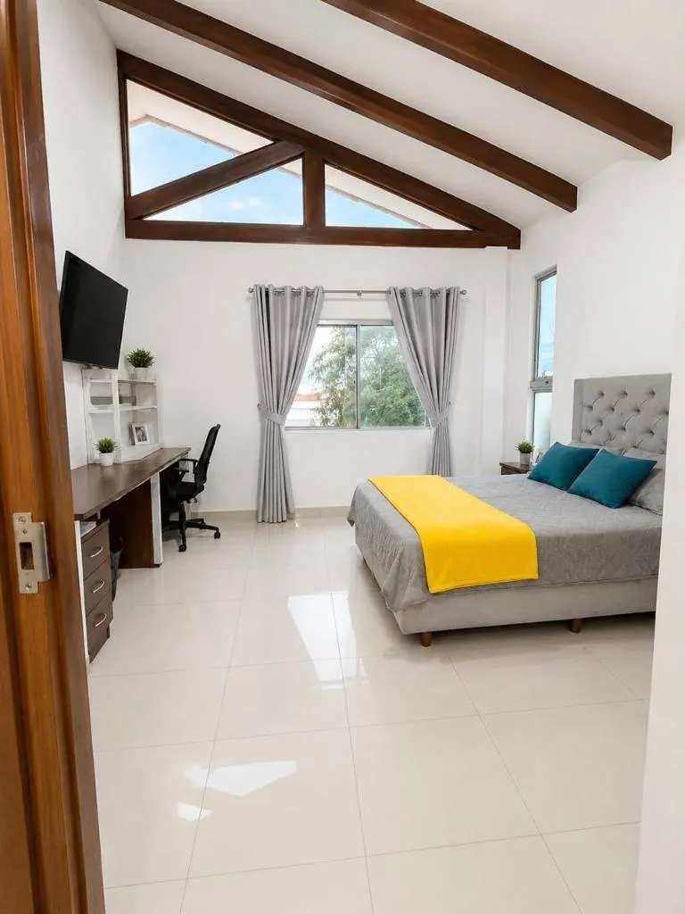 4-bedroom house for sale in the Valle de Cartago gated community: foto 6 de 10