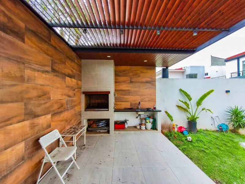 4-bedroom house for sale in the Valle de Cartago gated community: foto 8 de 10