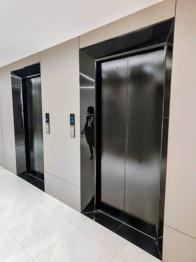 Monoambiente a estrenar en venta en Equipetrol, edificio Stratto Up: foto 12 de 22