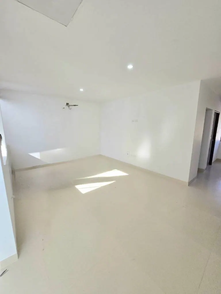 Casa de 5 dormitorios en venta en la Zona Norte: foto 8 de 28