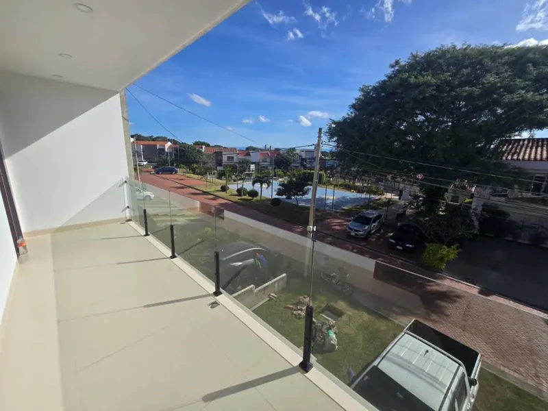 Casa de 5 dormitorios en venta en la Zona Norte: foto 25 de 28