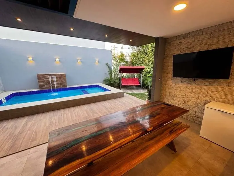 House with pool for sale in the Le Parc Costanera gated community: foto 9 de 27