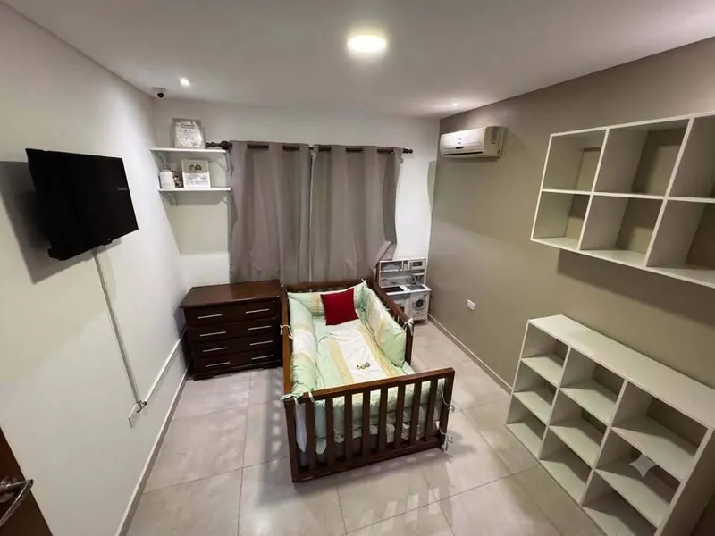 House with pool for sale in the Le Parc Costanera gated community: foto 16 de 27