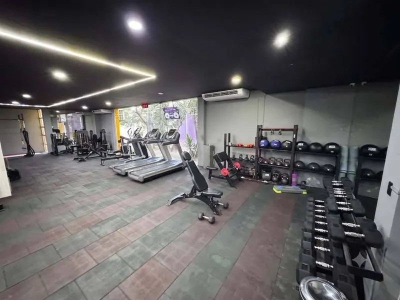 House with pool for sale in the Le Parc Costanera gated community: foto 26 de 27