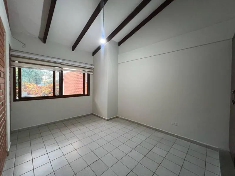 Casa de 3 dormitorios en venta en la Zona Norte: foto 3 de 13