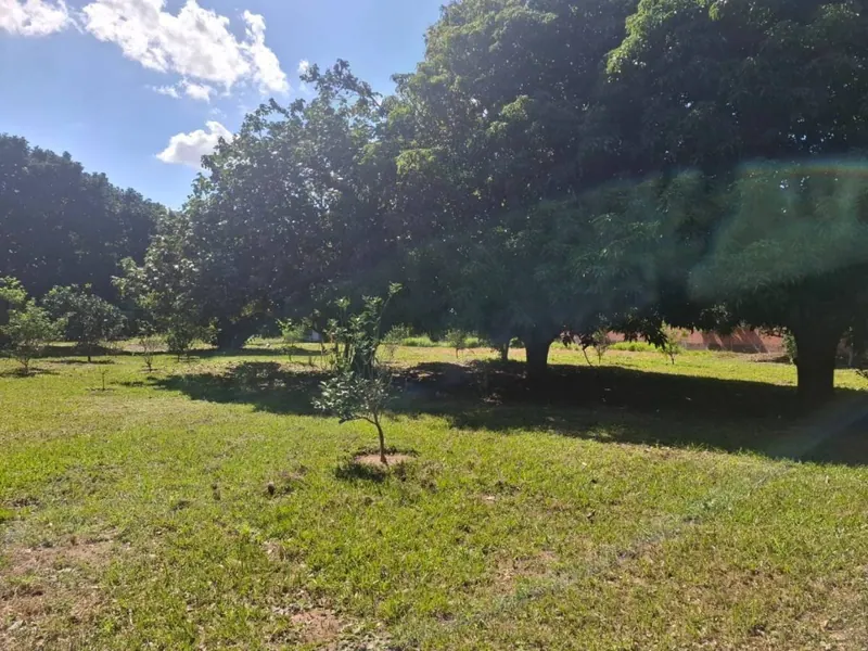 Country property for sale in the East Zone, 10,000 m² lot: foto 3 de 11