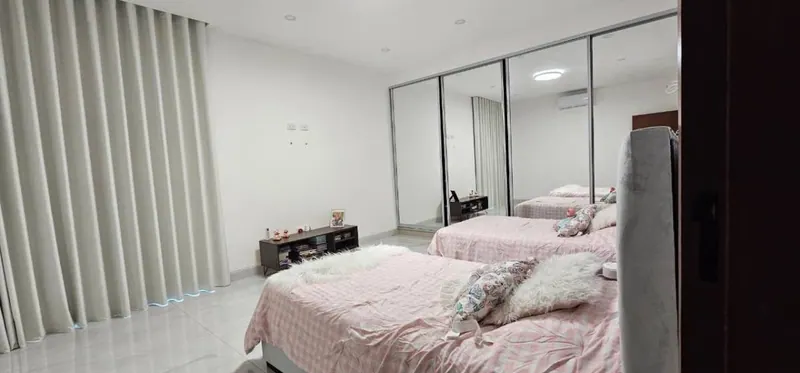 Casa amoblada en venta en el Urubó, condominio Villa Real: foto 16 de 25