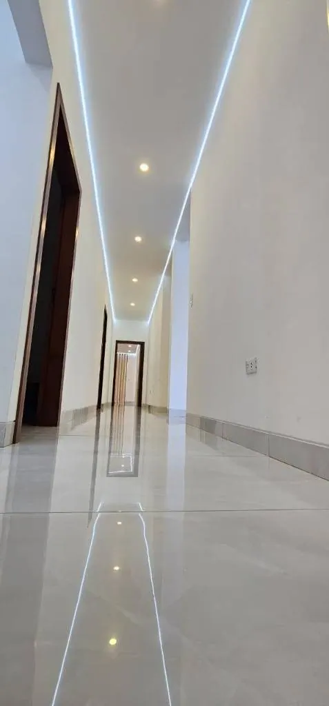 Casa amoblada en venta en el Urubó, condominio Villa Real: foto 19 de 25