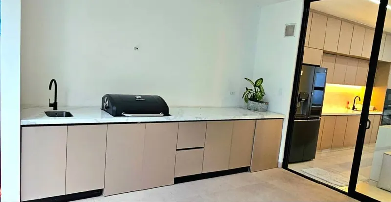 Casa amoblada en venta en el Urubó, condominio Villa Real: foto 22 de 25