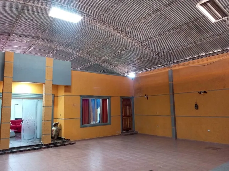 Local comercial en venta en la Zona Este, sobre la av. Cumavi: foto 10 de 21
