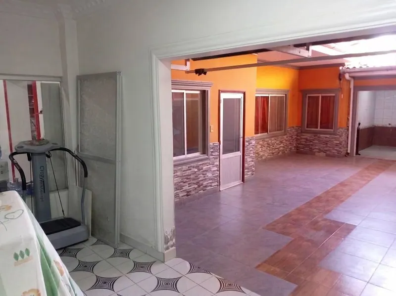 Local comercial en venta en la Zona Este, sobre la av. Cumavi: foto 17 de 21