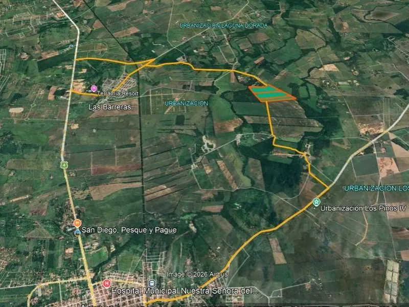 Propiedad agrícola de 63,5 ha en venta en Warnes: foto 2 de 6