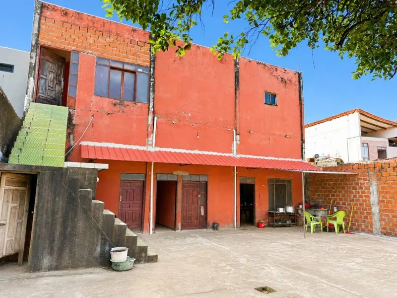 Commercial house for sale in Warnes on Av. 25 de Mayo: foto 1 de 7