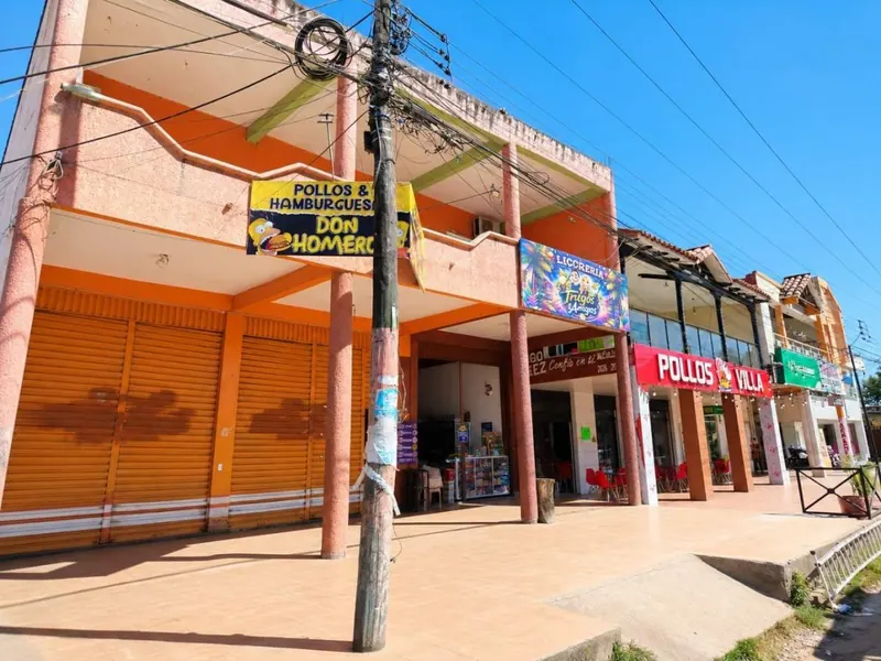 Commercial house for sale in Warnes on Av. 25 de Mayo: foto 2 de 7